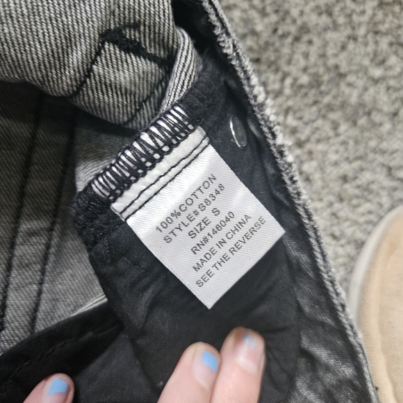 Signature8 highrise jean shorts NWT - Picture 6 of 10